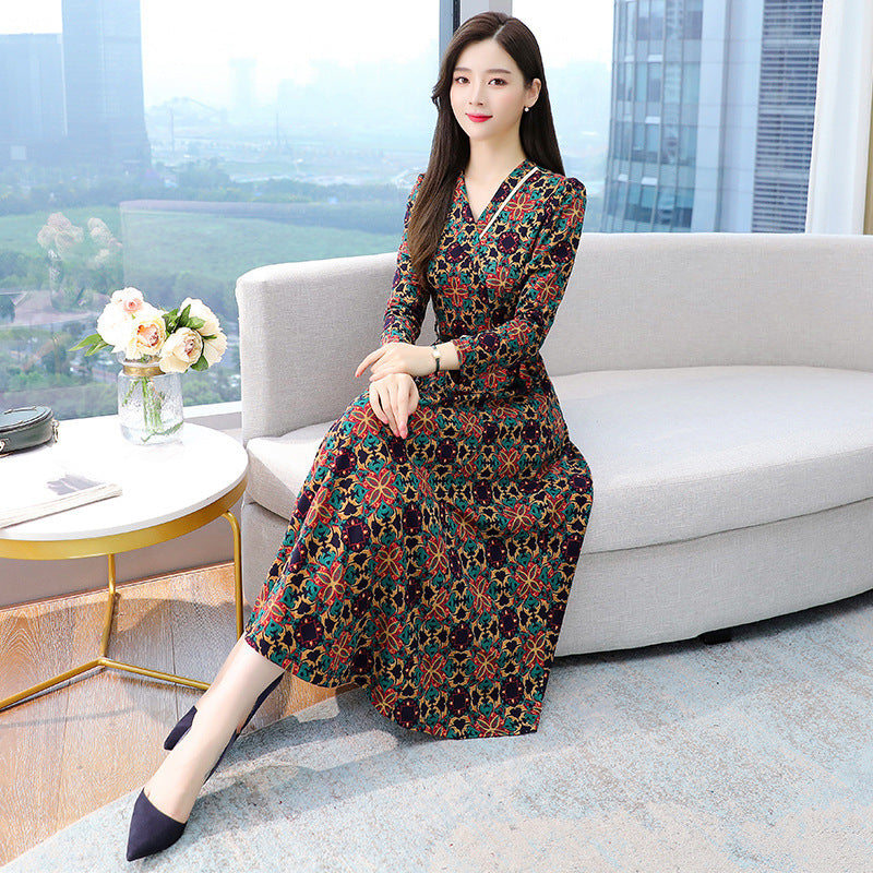 Brand New 2025 Elegant Autumn Winter Printed V-neck Long Sleeve Dress