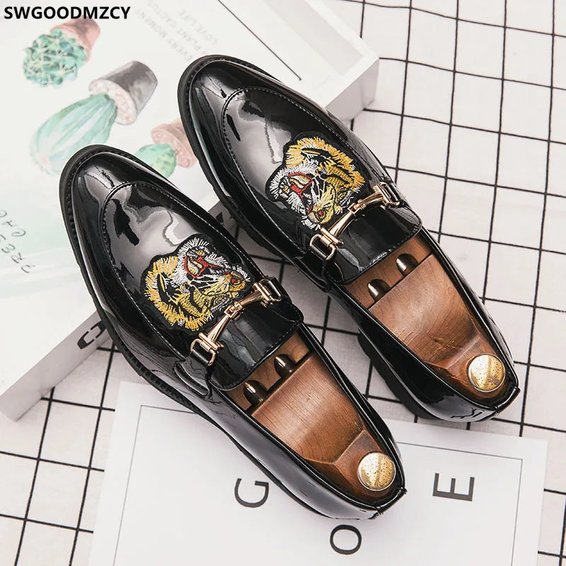 TINTINOS Black Patent Leather Shoes Men Loafers Men Pointed Toe Dress Shoes Fashion Cover Shoes for Men 2024 Chaussure Homme Luxe Marque