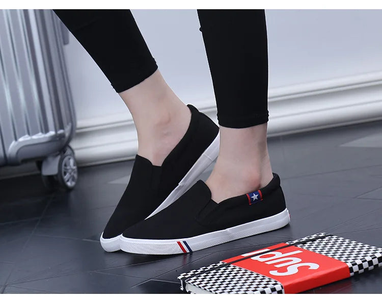 Canvas Men Shoes Slip-On Unisex Style Breathable Top Fashion Cloth Youth Loafers Male Shoes Large size