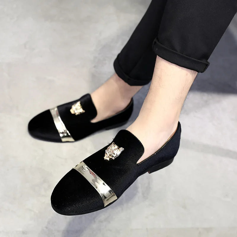 TINTINOS 2024 New Men Wedding Loafers Velvet Shoes Fashion Quality Tiger Gold metal Men Dress Shoes Men's Flats wholesale ST359