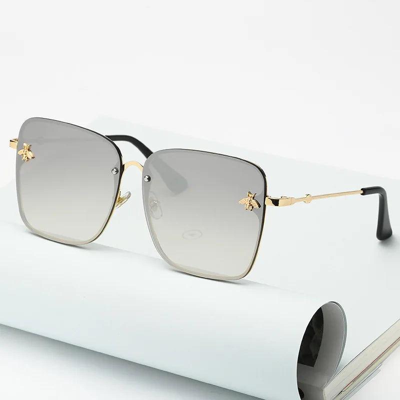 Summer New Fashion Lady Oversize Rimless Square Bee Sunglasses Women Men Small Glasses Gradient Sun Glasses Female UV400