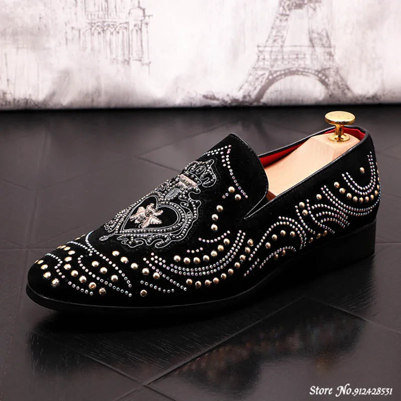 TINTINOS 2024 New Fashion Men Pointed Rivet Embroidery Rhinestone Casual Oxford Shoes Wedding Groom Driving Homecoming Business Footwear