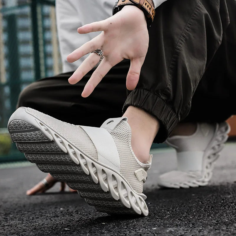 Summer Plus Size 39-46 Men Shoes Breathable Sneakers Casual Mesh Shoes Non-slip Walking Shoes Lightweight Footwear Extra