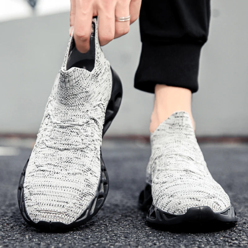 Big Size 40-47 Men Tennis Sport Shoes Breathable Mesh Sock Sneakers Slip-on Walking Footwear Super Light Trainer Tenis Masculino