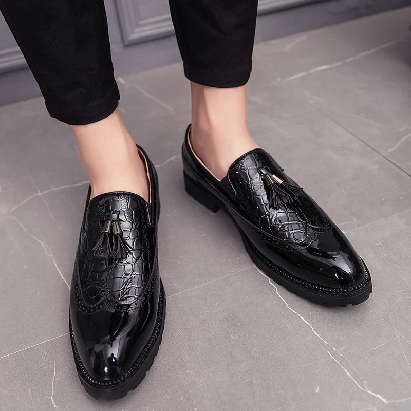 TINTINOS 2024 NEW Fashion Shoe Office Shoes for Men Casual Shoes Breathable Leather Loafers Driving Moccasins Comfortable Slip on 2024 Three Color