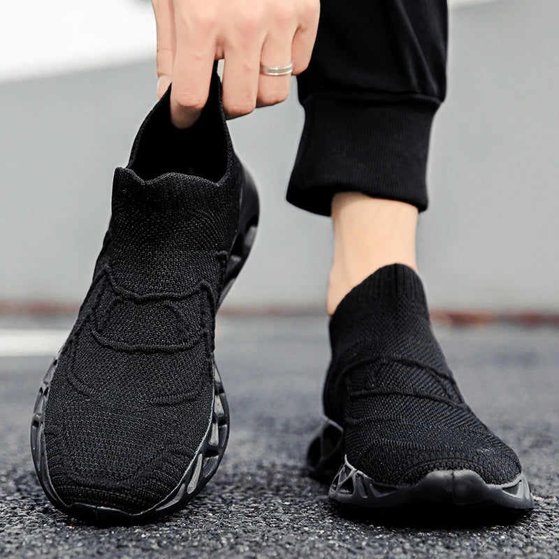 Big Size 40-47 Men Tennis Sport Shoes Breathable Mesh Sock Sneakers Slip-on Walking Footwear Super Light Trainer Tenis Masculino