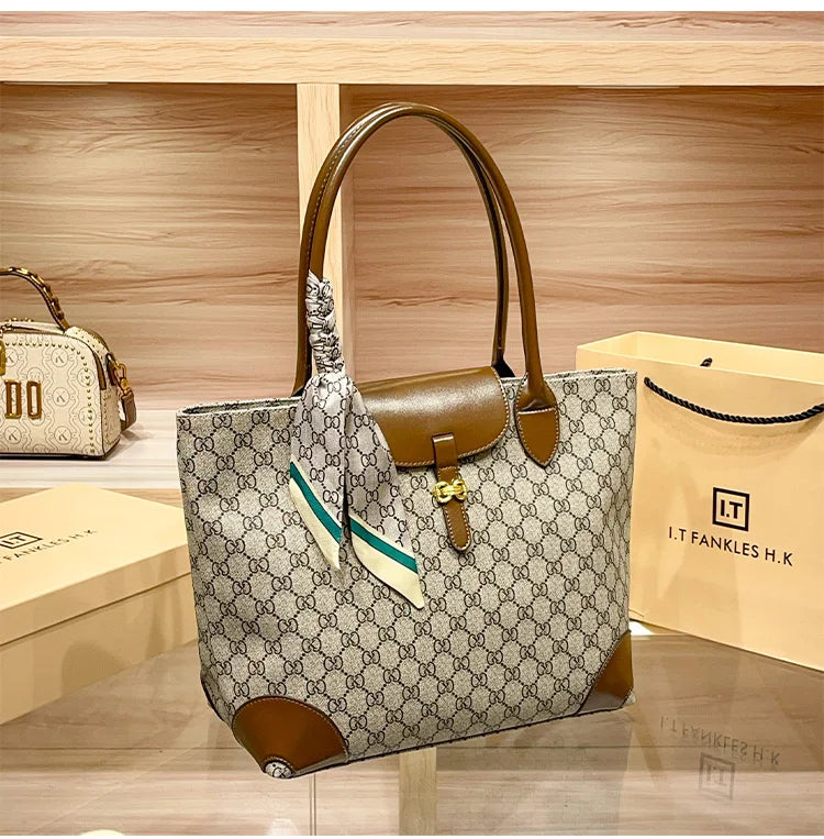 Brand Women's Handbag 2024-2025 New Autumn/Winter Fashion Designer Shoulder Bag Retro Luxury Handheld Crossbody Bag Large Capacity FREE SHIPPING