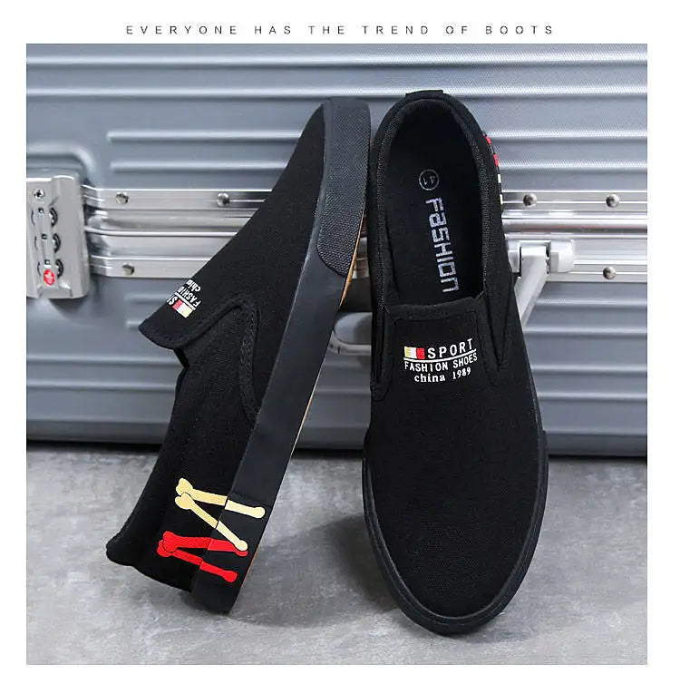 2025 New Canvas Shoes Men Summer Classic Loafers Men Casual Shoes Breathable Lazy Walking Flat Men Shoes Sneakers Plus Size 47