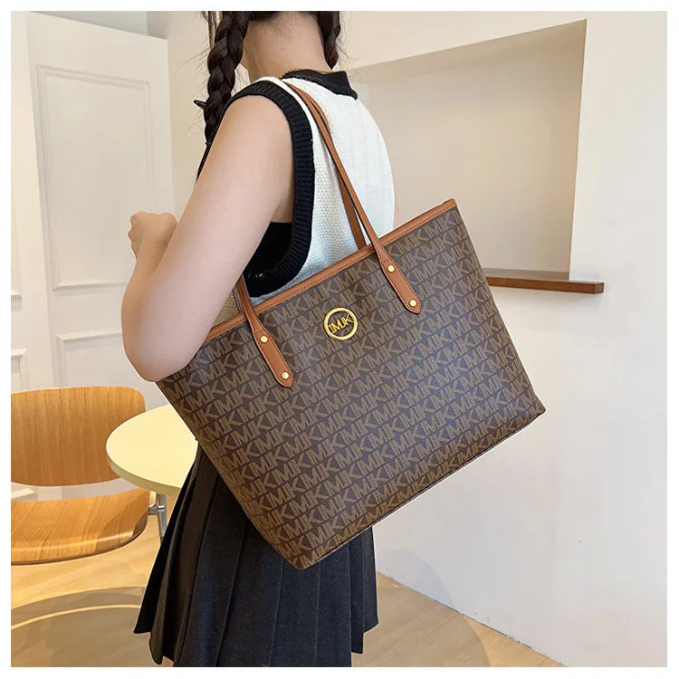 Women's Luxury Handbag 2024-2025 New Fashion Letter Printed Tote Bag Versatile Large Capacity One Shoulder Diagonal Straddle Bag FREE SHIPPINGS