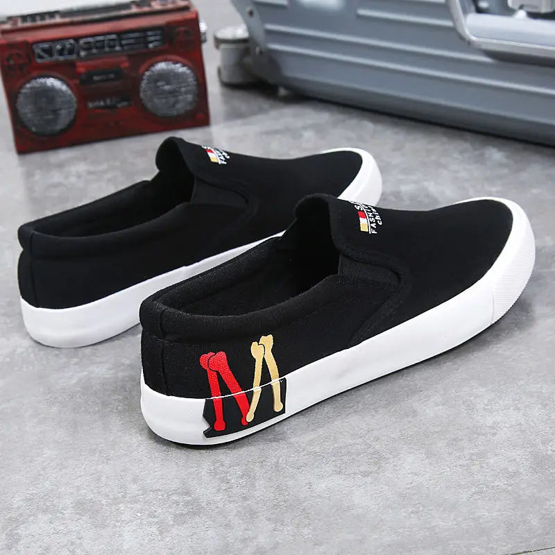 2025 New Canvas Shoes Men Summer Classic Loafers Men Casual Shoes Breathable Lazy Walking Flat Men Shoes Sneakers Plus Size 47