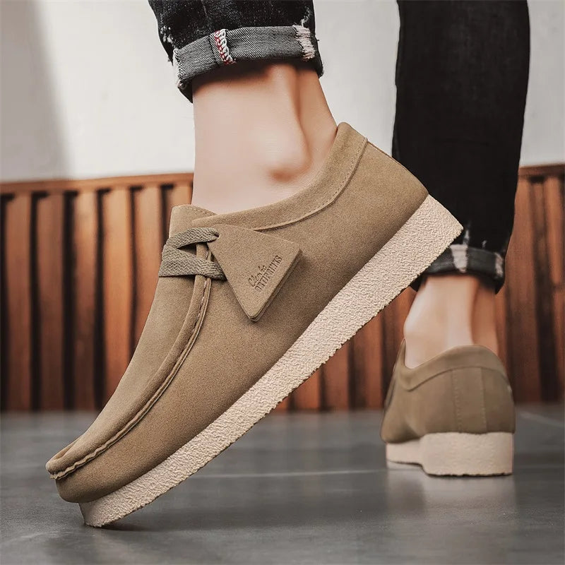2025 New Suede Casual Shoes For Men Khaki Leather Loafers Slip-on Men's Shoes Lightweight Driving Shoes Men chaussure hommes