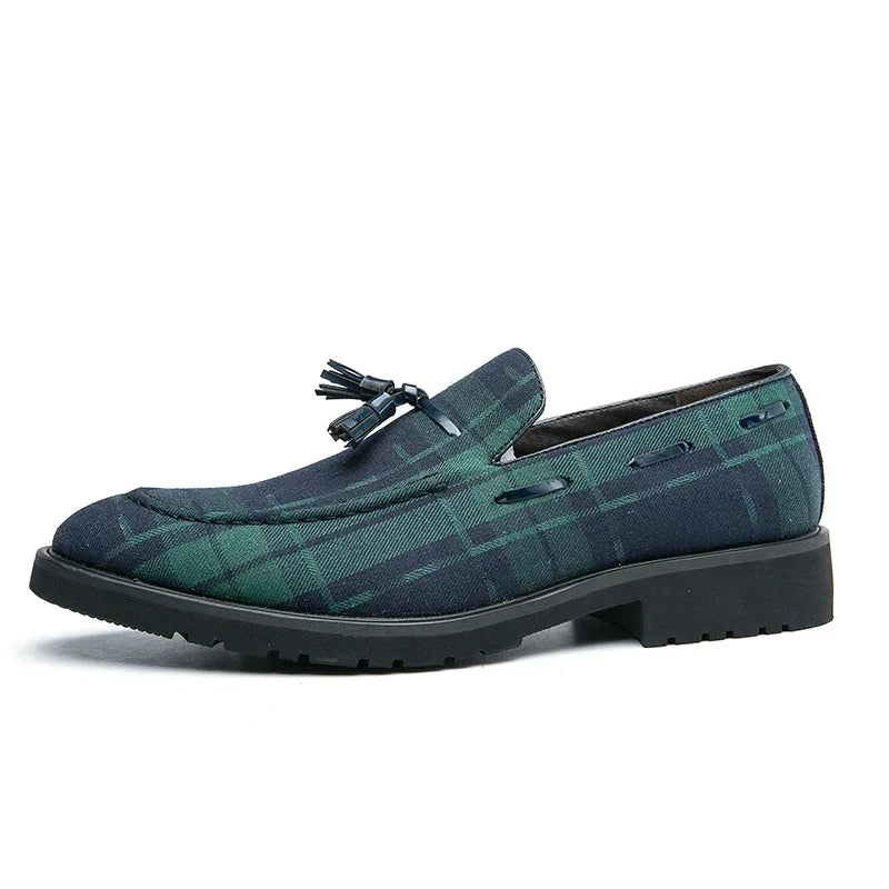 Our 2025 New Loafers Men Shoes Canvas Green Plaid Fashion Business Casual Wedding Party Classic Fringe Retro Gentleman Dress Shoes