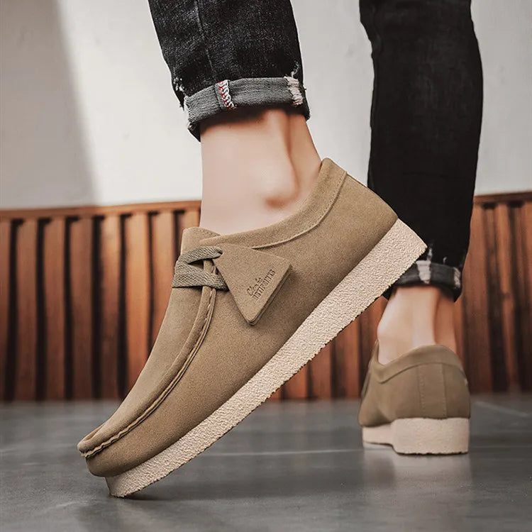 2025 New Suede Casual Shoes For Men Khaki Leather Loafers Slip-on Men's Shoes Lightweight Driving Shoes Men chaussure hommes
