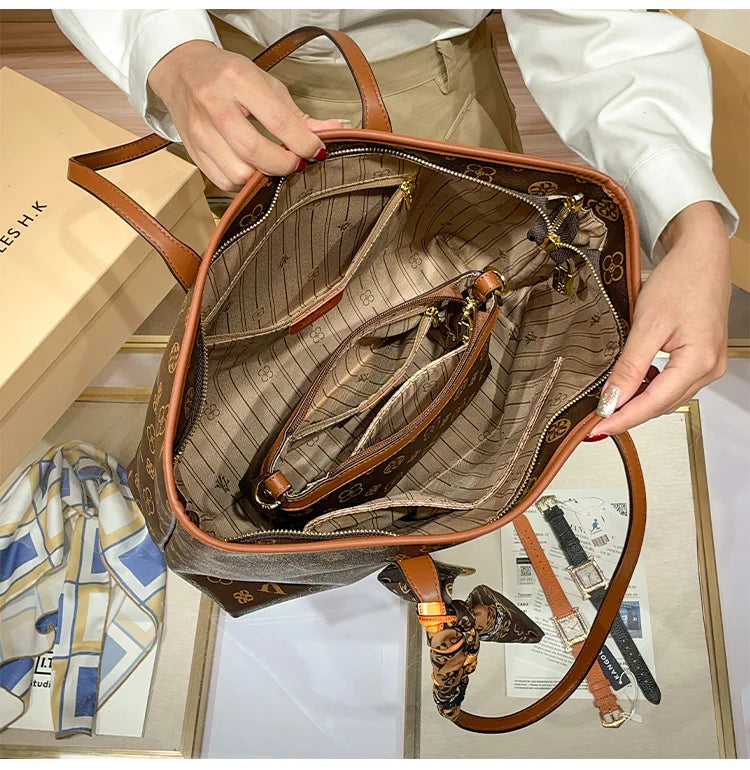 Brand Women's Handbag 2024- 2025 New Autumn/Winter Fashion Large Capacity Designer Shoulder Bag Retro Luxury Handheld Crossbody Mother FREE SHIPPING