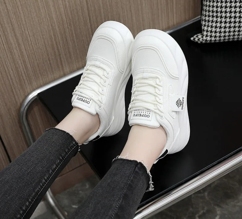 2024 New Chunky Women's Casual Flats Shoes Spring Trendy Comfortable Sneakers Youth Student Girls Board Shoes Small White Shoes