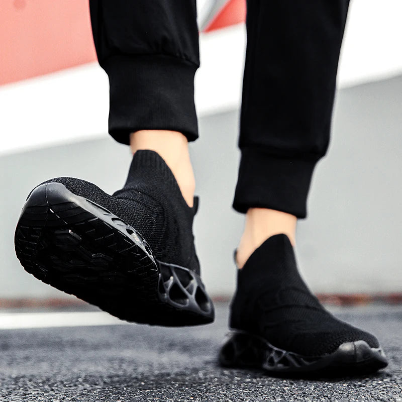 Big Size 40-47 Men Tennis Sport Shoes Breathable Mesh Sock Sneakers Slip-on Walking Footwear Super Light Trainer Tenis Masculino