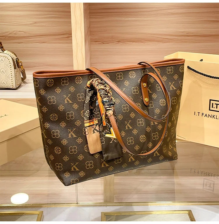Brand Women's Handbag 2024- 2025 New Autumn/Winter Fashion Large Capacity Designer Shoulder Bag Retro Luxury Handheld Crossbody Mother FREE SHIPPING