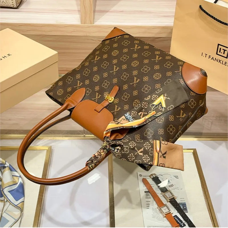 Brand Women's Handbag 2024-2025 New Autumn/Winter Fashion Designer Shoulder Bag Retro Luxury Handheld Crossbody Bag Large Capacity FREE SHIPPING