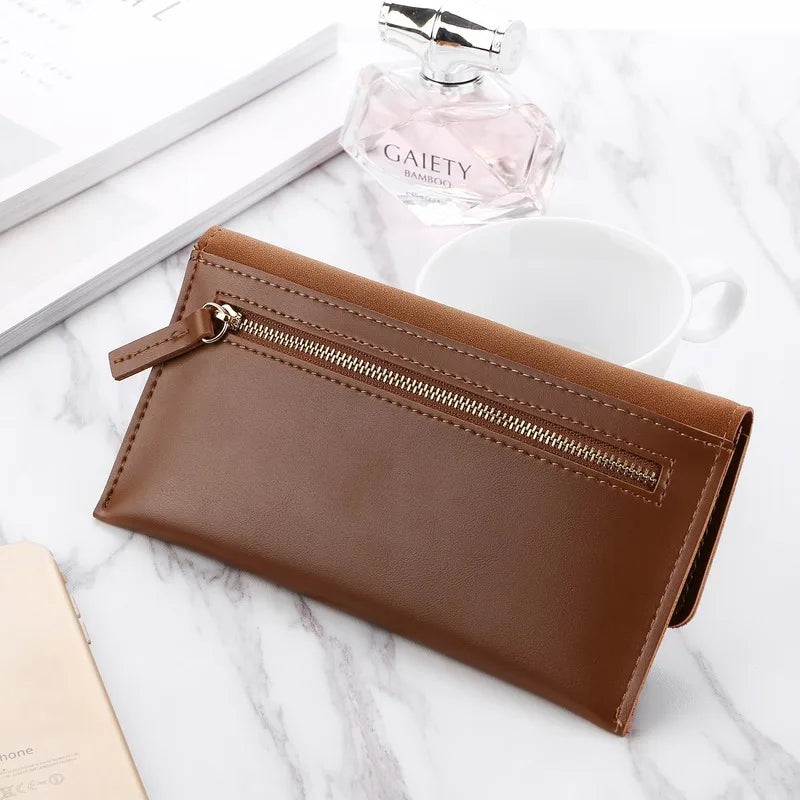 2024 New Leather Women's Wallet Retro Small Fresh Metal Heart Pattern Short Card Holder Solid Color Soft Surface Student Coin Purse