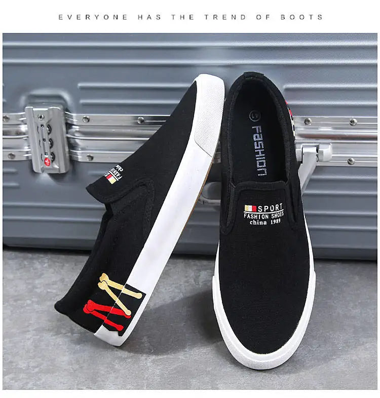 2025 New Canvas Shoes Men Summer Classic Loafers Men Casual Shoes Breathable Lazy Walking Flat Men Shoes Sneakers Plus Size 47