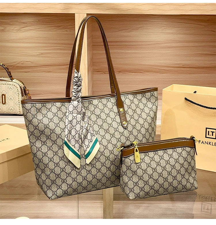 Brand Women's Handbag 2024- 2025 New Autumn/Winter Fashion Large Capacity Designer Shoulder Bag Retro Luxury Handheld Crossbody Mother FREE SHIPPING