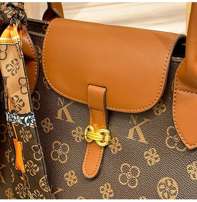 Brand Women's Handbag 2024-2025 New Autumn/Winter Fashion Designer Shoulder Bag Retro Luxury Handheld Crossbody Bag Large Capacity FREE SHIPPING