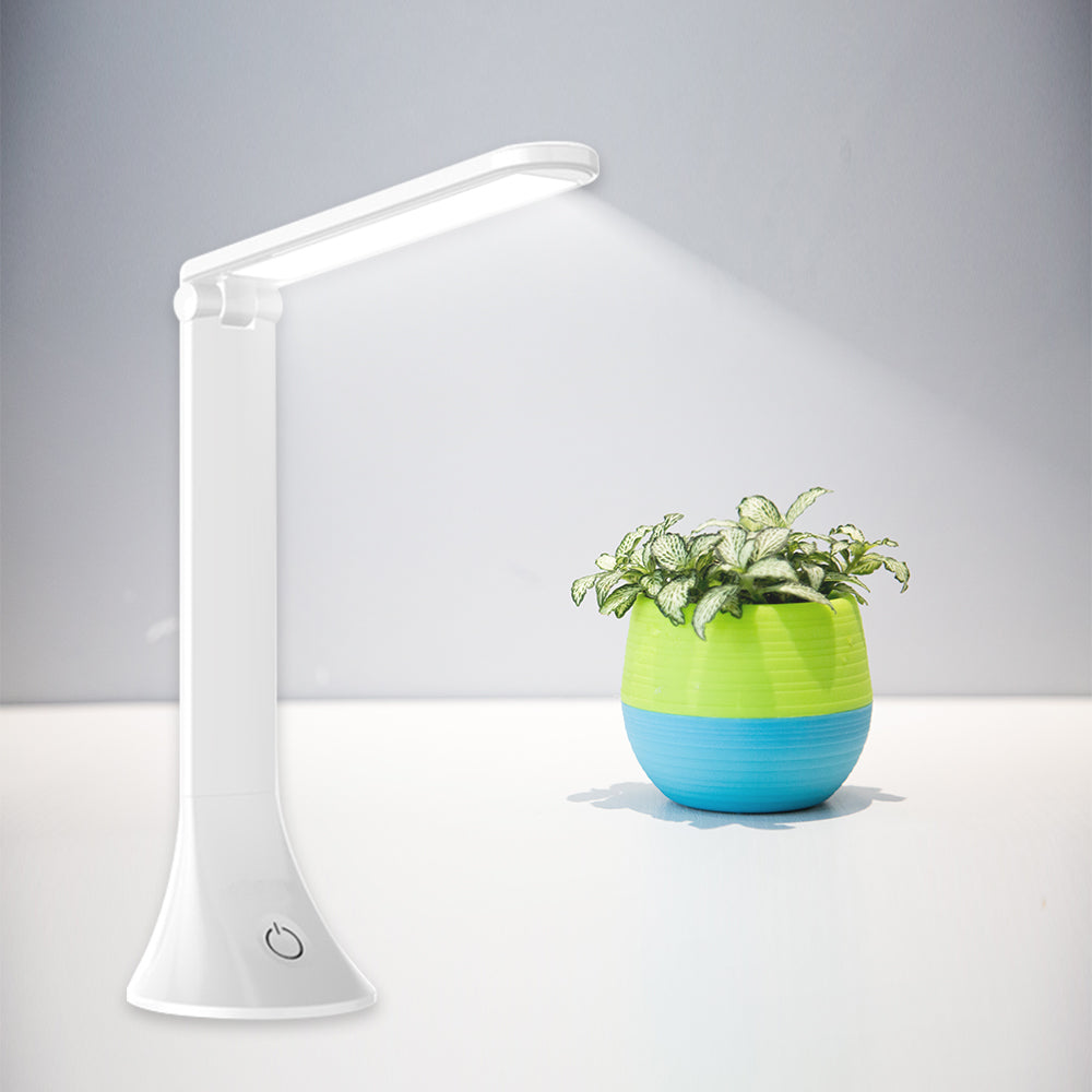 LED eye protection children's table lamp