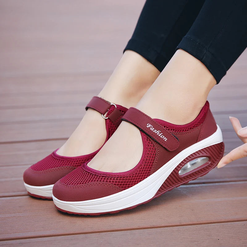 Summer Women Flat Platform Shoes Woman Casual Mesh Breathable Slip On Fabric Sneakers Shoes For Women Female Mary Jane Shoe.
