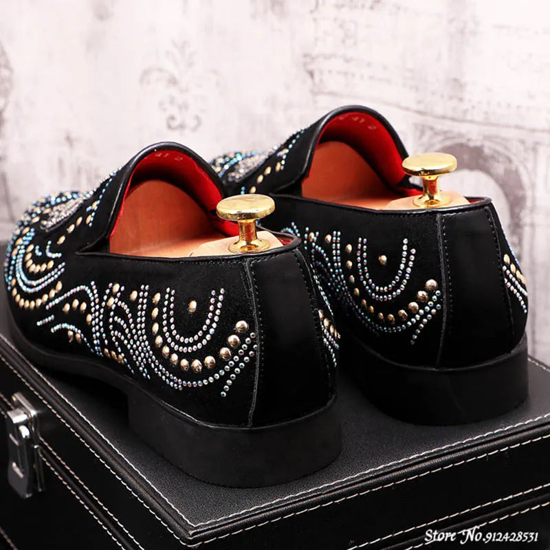 TINTINOS 2024 New Fashion Men Pointed Rivet Embroidery Rhinestone Casual Oxford Shoes Wedding Groom Driving Homecoming Business Footwear