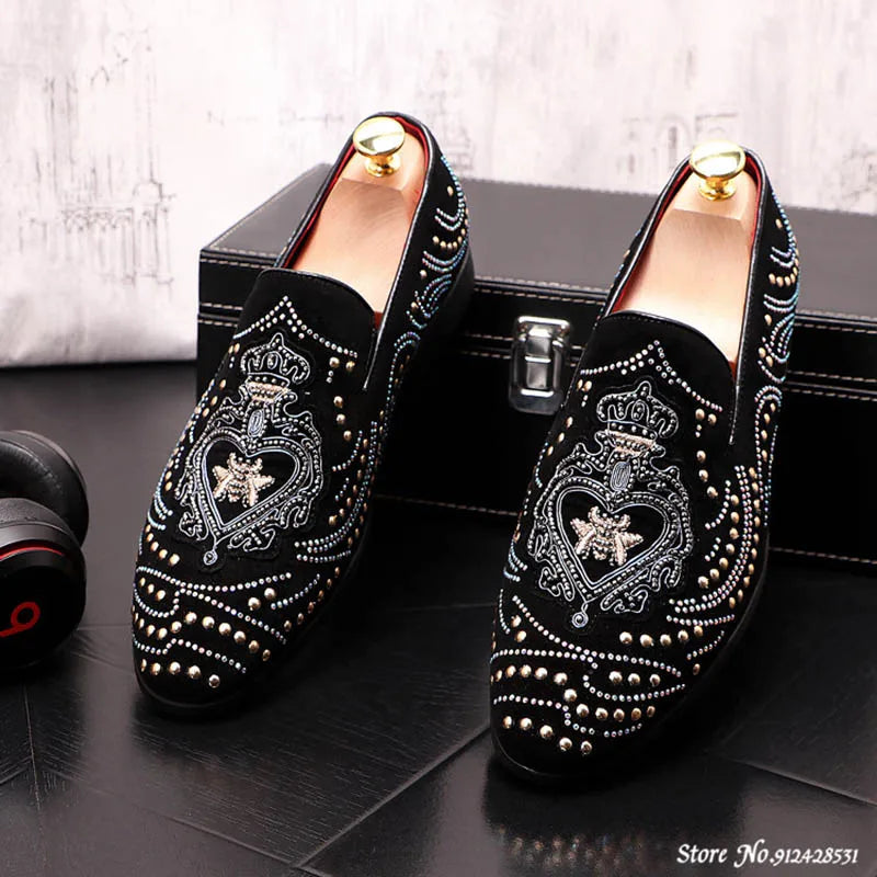 TINTINOS 2024 New Fashion Men Pointed Rivet Embroidery Rhinestone Casual Oxford Shoes Wedding Groom Driving Homecoming Business Footwear