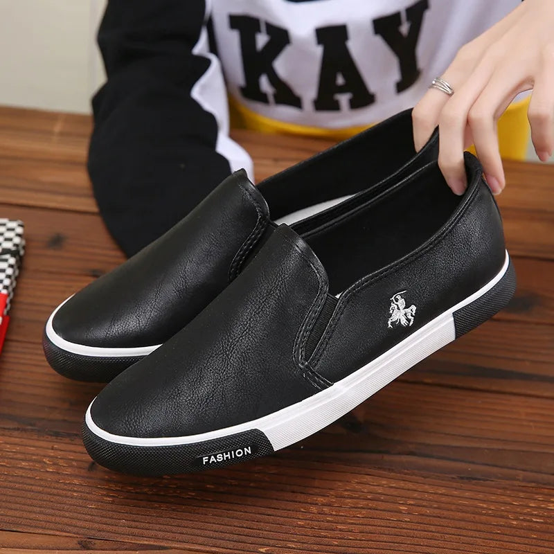 Men's New 2025 Casual Skateboarding Leather Shoes Soft Sole Breathable Business Anti-Slip Comfortable Low Cut Board Sneakers