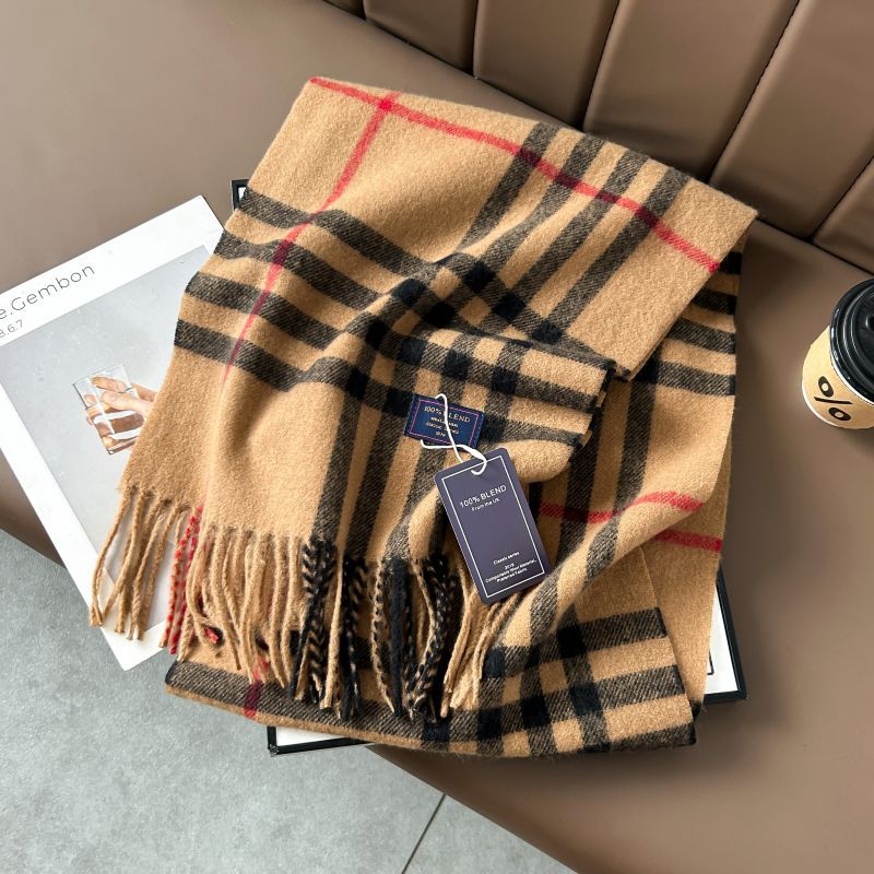 Autumn and Winter 2025 -2026  Classic Plaid Printed High-grade Scarf Ins Style for Lovers Australian,British, French, Swiss, European  Imitation Wool Texture Warm Scarf