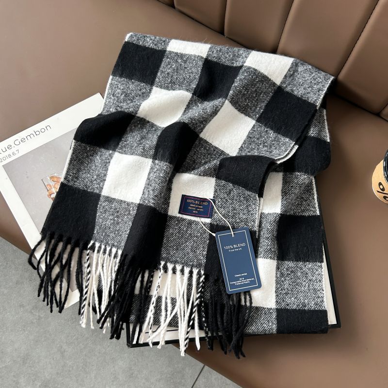 Autumn and Winter 2025 -2026  Classic Plaid Printed High-grade Scarf Ins Style for Lovers Australian,British, French, Swiss, European  Imitation Wool Texture Warm Scarf
