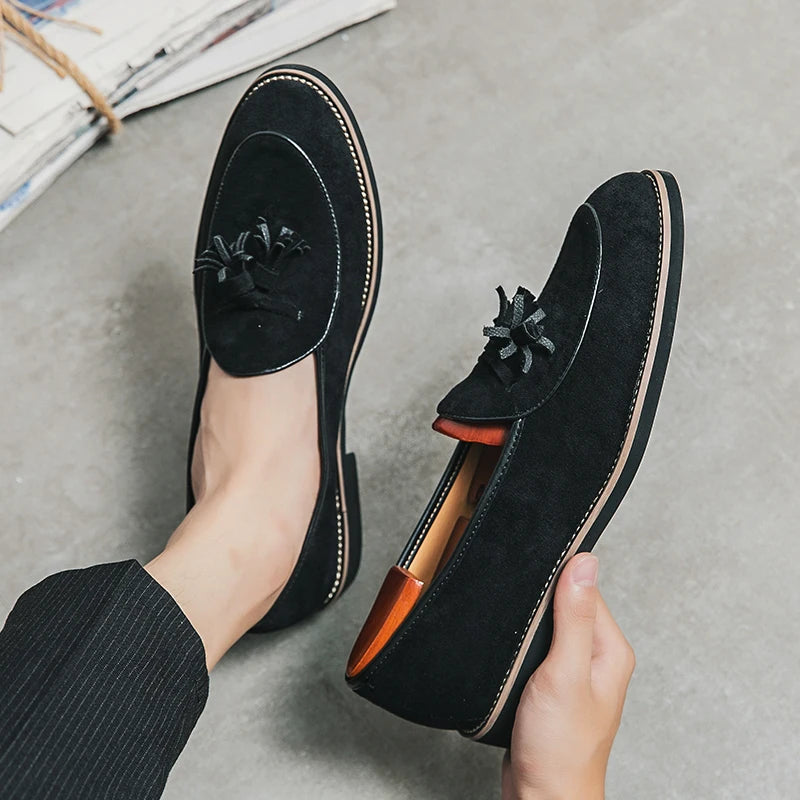Italian Luxury Brand Suede Men's Tassel Design Loafers Slip-on Handmade High Quality Nubuck Leather Shoes Pointed Toe Thick Sole