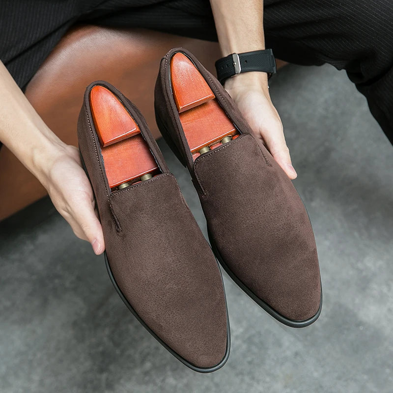 NEW 2024-2025 Luxury Leather Men Shoes Shoes Men Loafers Slip On Suede Pointed Toe Daily Wedding Party Classy Casual Shoes for man Only 6000 copies are available