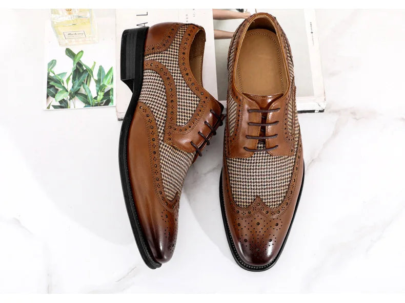 END OF YEAR SALES Leather Brogues Men Big Size Fashion Wedding Party Men Dress Shoes Italian Designer Male Drivng Formal Shoes Lace Up Men Oxfords
