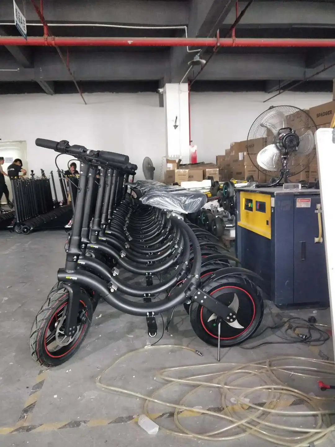 New 2025 Moped Folding Intelligent Mini Adults Electric Bike Lithium-ion Batteries Light and Convenient Electric Scooter