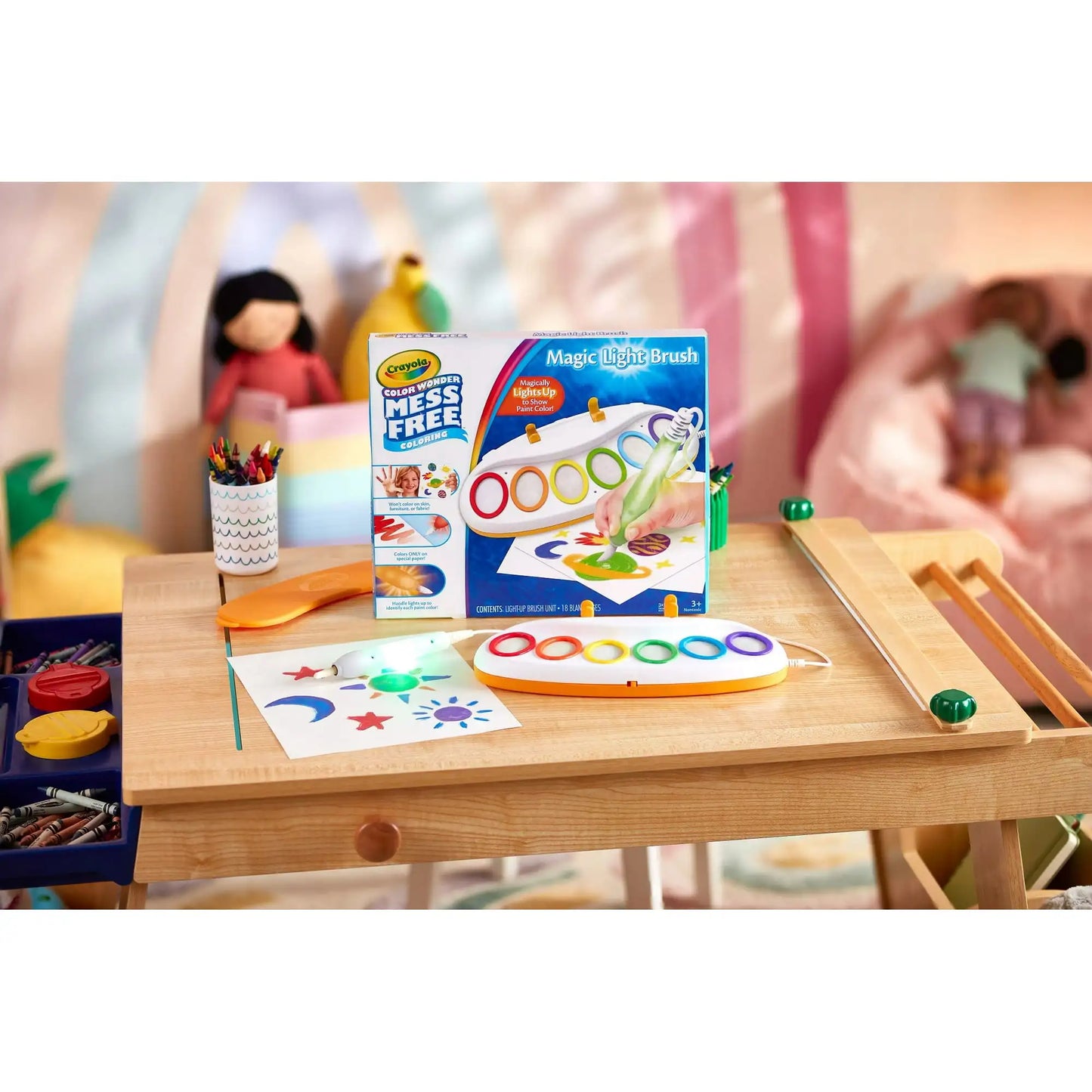 Crayola Color Wonder Light Brush, Mess Free Kids Painting Set, Toddler Activities, Educational Toys, Gifts for Ages 3 & Up