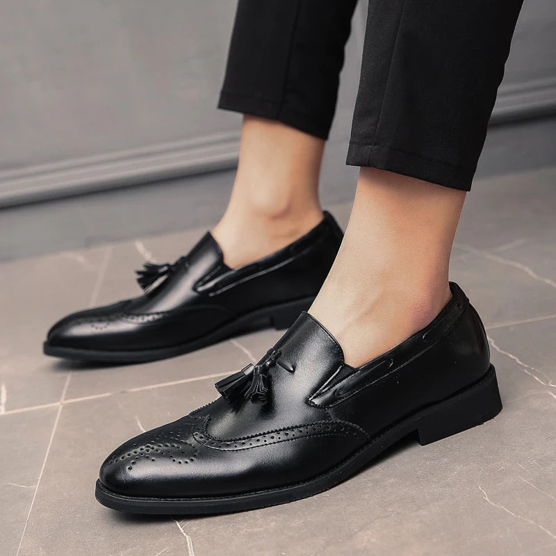 Luxury Men Loafers Tassels Soft Moccasins Spring Black Shoes Man High Quality Mens Shoes Casual Leather Driving Flats Size 38-48
