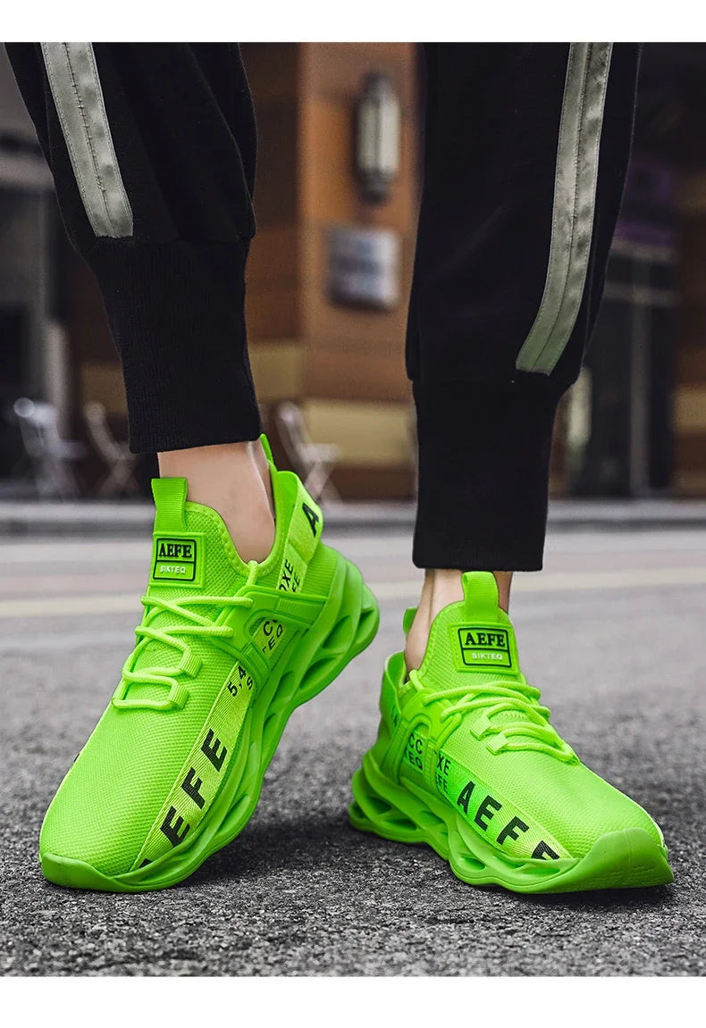 NEW 2025  Mens Sneakers Lightweight Comfortable Mesh Breathable Sneakers Men Green Casual Shoes Thick Sole Running Shoes for Men