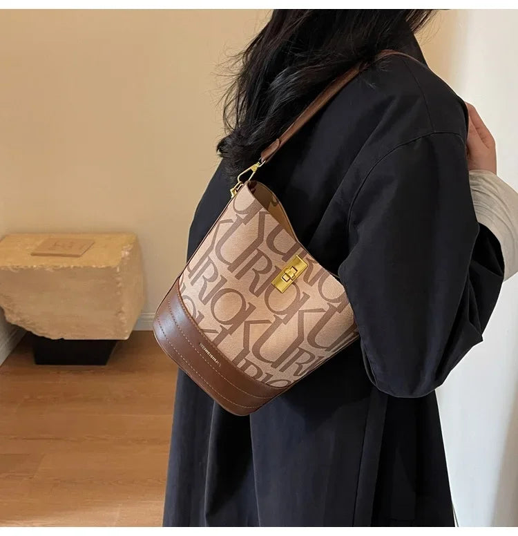 New Collection 2024-2025 Fashionable Retro Bucket Bag New High-capacity Printed Single Shoulder Crossbody Bag  High-quality Designer Handbag for Women FREE  SHIPPING