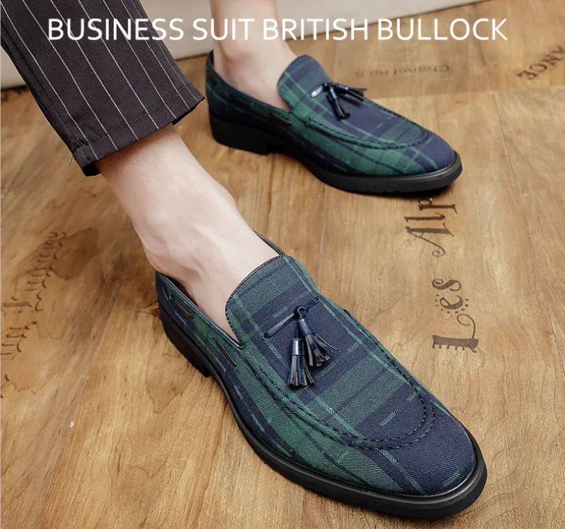 Our 2025 New Loafers Men Shoes Canvas Green Plaid Fashion Business Casual Wedding Party Classic Fringe Retro Gentleman Dress Shoes