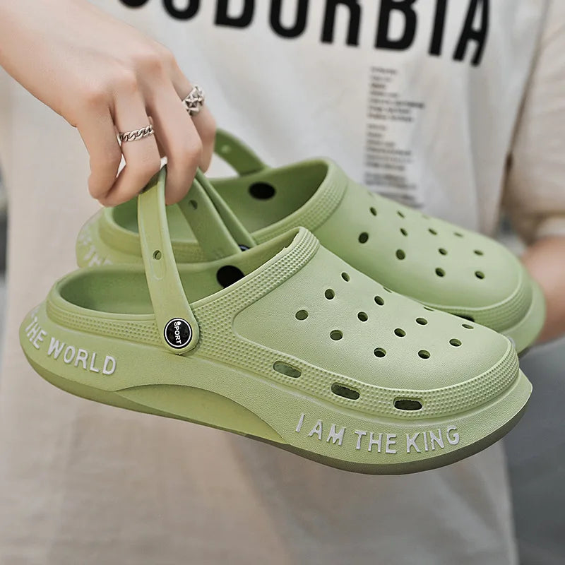 Men's Outdoor Sandals Leisure Hole Shoes Indoor and Outdoor Slippers Beach Slippers Breathable Soft Bottom Baotou Sandals