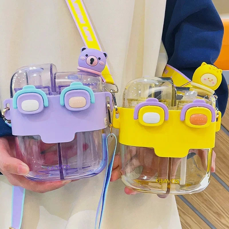 Drinking Bottle Large-Capacity Double-Bin Plastic Straw Cup Children Portable Carrying Water Bottle with High Beauty Cartoon Out