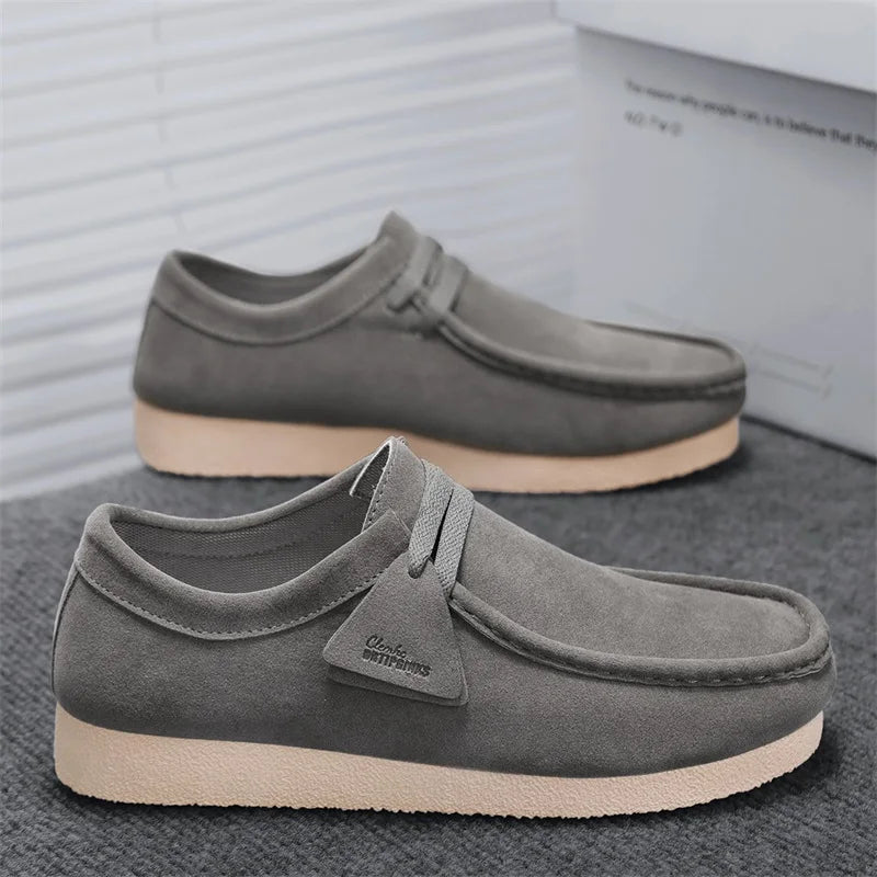 2025 New Suede Casual Shoes For Men Khaki Leather Loafers Slip-on Men's Shoes Lightweight Driving Shoes Men chaussure hommes