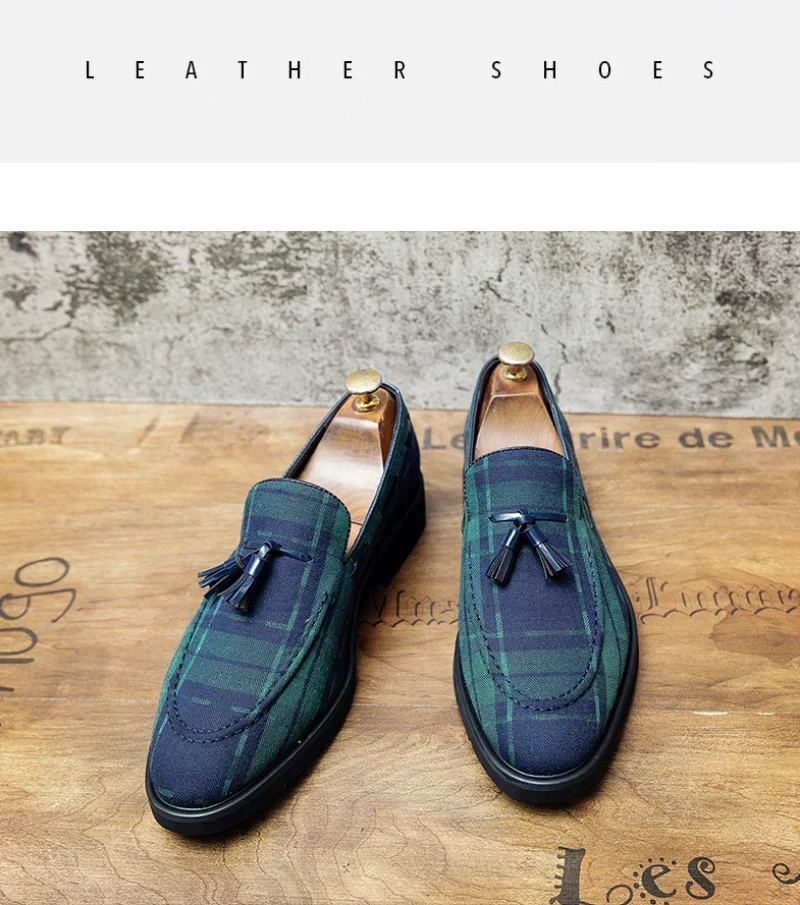 Our 2025 New Loafers Men Shoes Canvas Green Plaid Fashion Business Casual Wedding Party Classic Fringe Retro Gentleman Dress Shoes