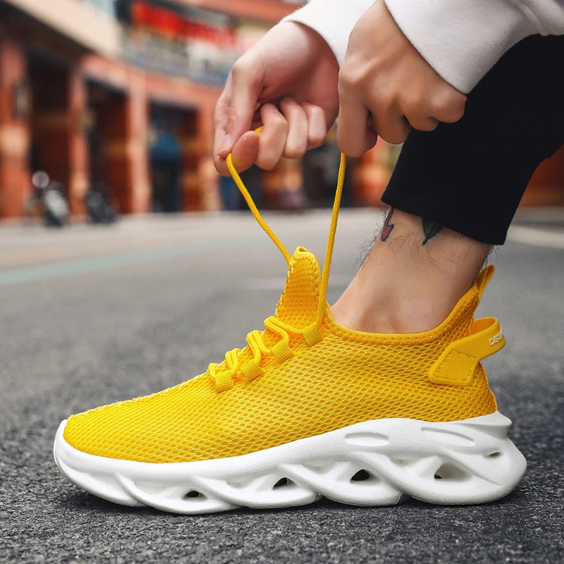 MAEDEF Casual Shoes Men Sneakers Running Shoes Non-slip Mesh Breathable Summer Outdoor Sports Shoe Anti Slip Walking Male Shoes