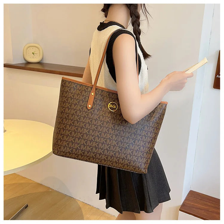 Women's Luxury Handbag 2024-2025 New Fashion Letter Printed Tote Bag Versatile Large Capacity One Shoulder Diagonal Straddle Bag FREE SHIPPINGS