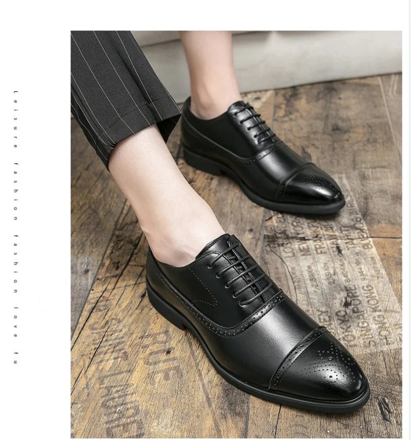 New Collections 2024-2025 Oxfords Men Shoes Red Sole Fashion Business Casual Party Banquet Daily Retro Carved Lace-up Brogue Dress Shoes