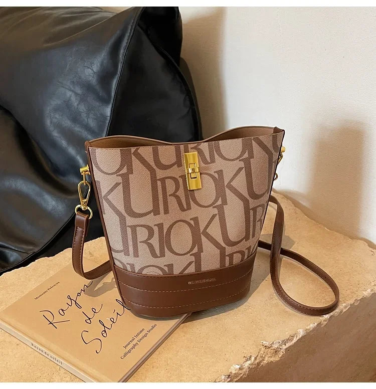 New Collection 2024-2025 Fashionable Retro Bucket Bag New High-capacity Printed Single Shoulder Crossbody Bag  High-quality Designer Handbag for Women FREE  SHIPPING